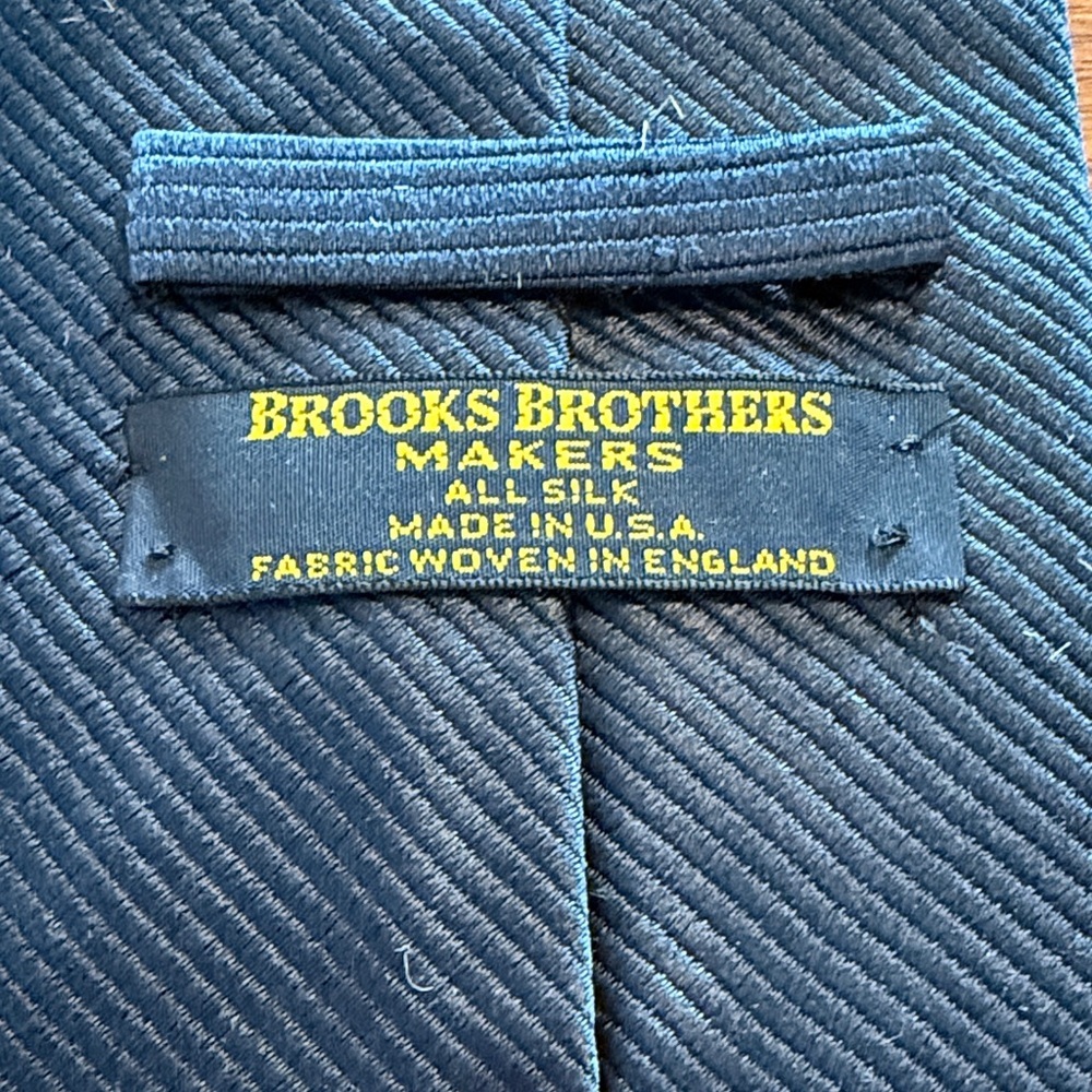 Brooks Brothers 100% Silk Blue Men's Tie - Picture 4 of 4